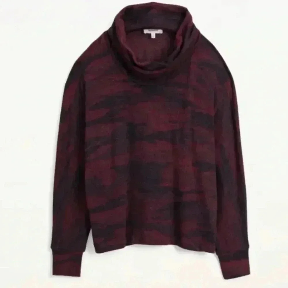 Splendid ✨ Supersoft Camo Pullover Purple Sz S EUC​​